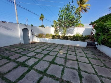 Foto 3 do(a) Sala / Conjunto Comercial false para alugar em Olho D'Água, São Luís