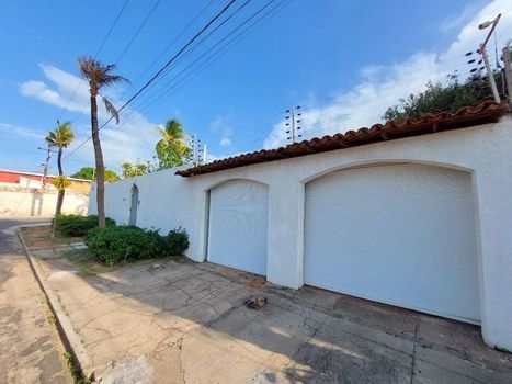 Foto 2 do(a) Sala / Conjunto Comercial false para alugar em Olho D'Água, São Luís
