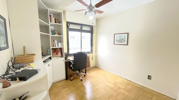 Foto 10 do(a) Apartamento de 3 quartos à venda em Santana, Porto Alegre