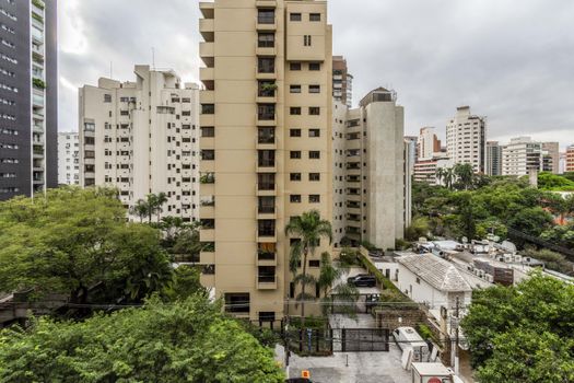Foto 7 do(a) Apartamento de 3 quartos para alugar em Itaim Bibi, São Paulo