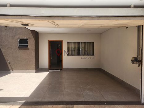 Foto 2 do(a) Casa de 3 quartos para alugar em Alto Cafezal, Marília