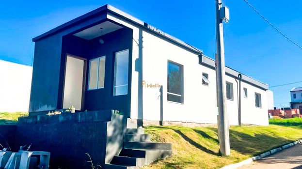 Foto 1 do(a) Casa em Condomínio de 2 quartos à venda em Cocão, Viamão