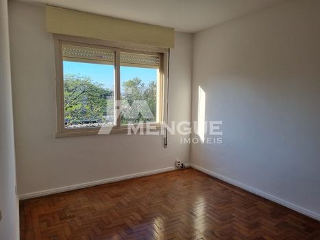 Foto 7 do(a) Apartamento de 2 quartos à venda em São Sebastião, Porto Alegre