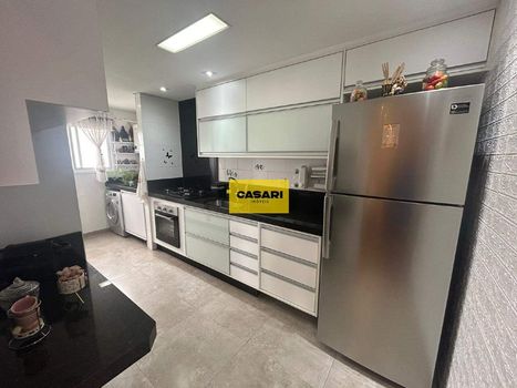 Foto 6 do(a) Apartamento de 2 quartos à venda em Jardim Santo Antônio, Santo André