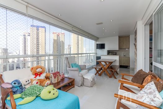 Foto 13 do(a) Apartamento de 3 quartos à venda em Vila Firmiano Pinto, São Paulo
