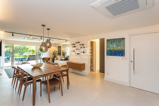 Foto 7 do(a) Apartamento de 3 quartos à venda em Vila Conceição, Porto Alegre