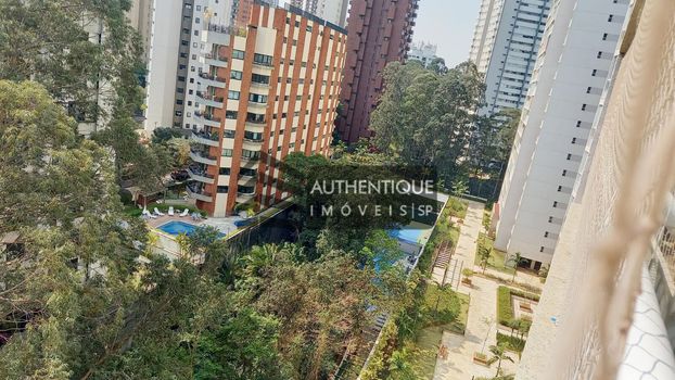Foto 3 do(a) Apartamento de 4 quartos à venda em Vila Suzana, São Paulo
