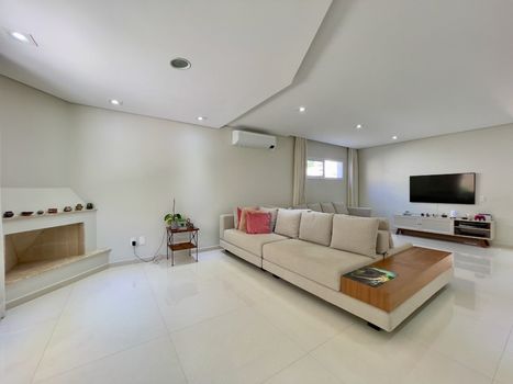 Foto 3 do(a) Casa em Condomínio de 4 quartos à venda em Jardim Prudência, São Paulo