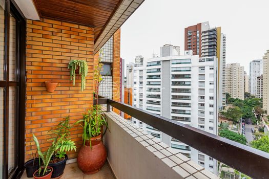 Foto 6 do(a) Apartamento de 3 quartos à venda em Jardim Vila Mariana, São Paulo