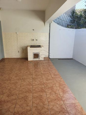 Foto 14 do(a) Casa de 4 quartos à venda em Jardim Estoril, Bauru