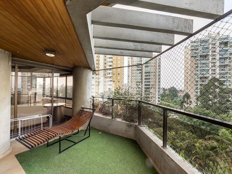 Foto 11 do(a) Apartamento de 4 quartos à venda em Paraíso do Morumbi, São Paulo