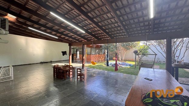 Foto 25 do(a) Casa de 3 quartos à venda em Jardim América, Goiânia