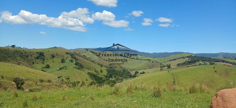 Foto 2 do(a) Fazenda / Sítio / Chácara false à venda em null, Cunha