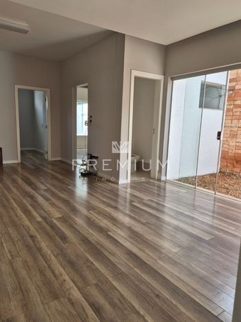 Foto 1 do(a) Sala / Conjunto Comercial false à venda em Brasil, Uberlândia