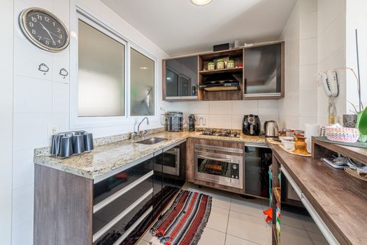 Foto 13 do(a) Apartamento de 3 quartos à venda em Jardim Europa, Porto Alegre