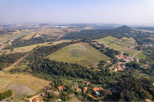 Foto 12 do(a) Fazenda / Sítio / Chácara de 1 quartos à venda em Traviú, Jundiaí