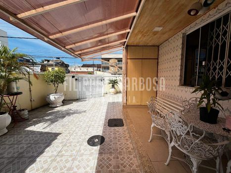 Foto 3 do(a) Casa de 4 quartos à venda em Vila da Penha, Rio de Janeiro
