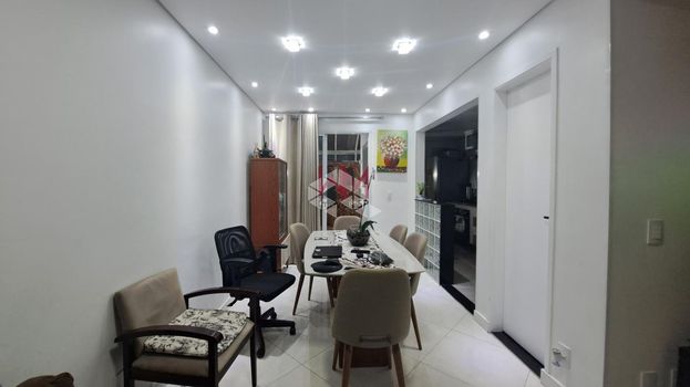 Foto 2 do(a) Casa de 3 quartos à venda em Jardim São Luís, São Paulo
