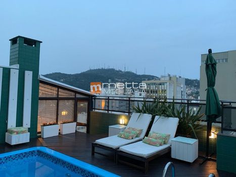 Foto 2 do(a) Cobertura de 3 quartos à venda em Centro, Florianópolis
