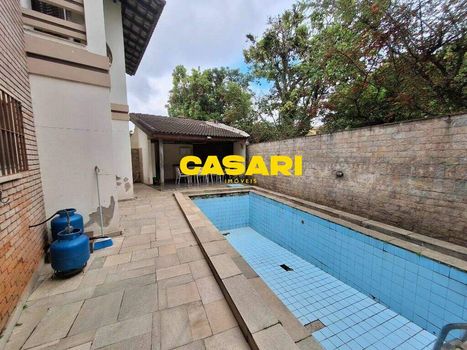 Foto 38 do(a) Casa de 4 quartos à venda em Jardim São Caetano, São Caetano do Sul