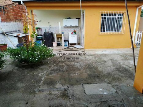 Foto 17 do(a) Casa de 3 quartos à venda em Jardim Aeroporto, Guaratinguetá