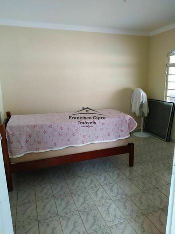 Foto 6 do(a) Casa de 3 quartos à venda em Jardim Aeroporto, Guaratinguetá