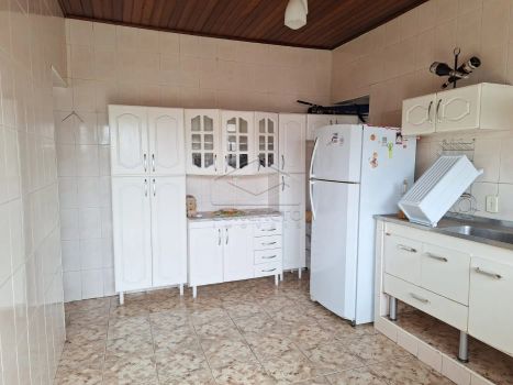 Foto 4 do(a) Casa de 3 quartos à venda em Vila dos Lavradores, Botucatu