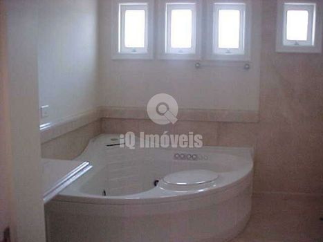Foto 12 do(a) Casa em Condomínio de 4 quartos à venda em Vila Morumbi, São Paulo