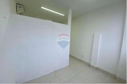 Foto 7 do(a) Sala / Conjunto Comercial de 1 quartos à venda em Taquara, Rio de Janeiro