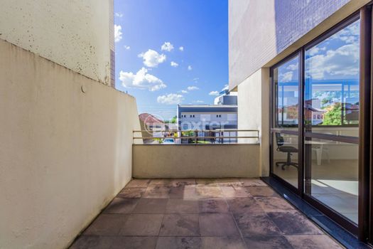 Foto 10 do(a) Apartamento de 2 quartos à venda em Chácara das Pedras, Porto Alegre