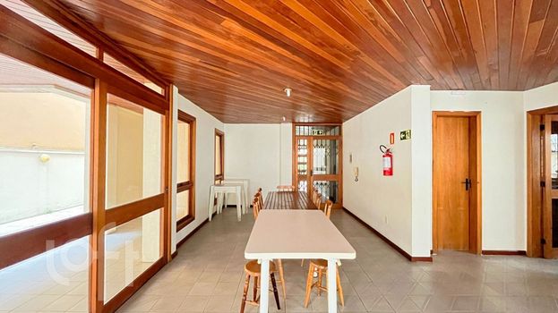 Foto 33 do(a) Apartamento de 3 quartos à venda em Petrópolis, Porto Alegre