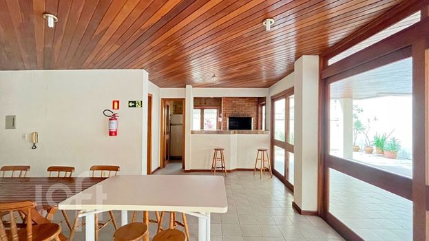 Foto 32 do(a) Apartamento de 3 quartos à venda em Petrópolis, Porto Alegre
