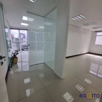 Foto 4 do(a) Sala / Conjunto Comercial false à venda em Cristo Redentor, Caxias do Sul