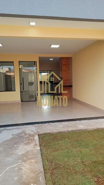 Foto 2 do(a) Casa de 3 quartos à venda em Residencial Itaipu, Goiânia