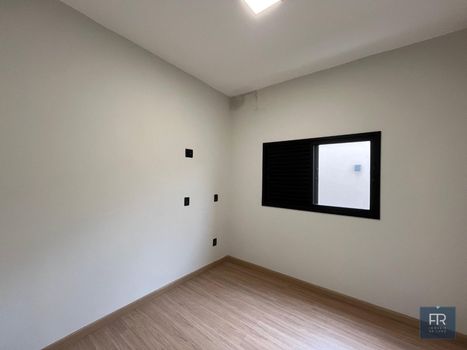 Foto 9 do(a) Casa em Condomínio de 3 quartos à venda em Grand Ville, Uberlândia
