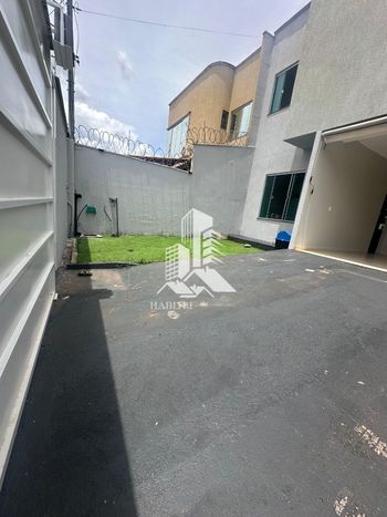 Foto 3 do(a) Casa de 3 quartos à venda em Parque Atheneu, Goiânia