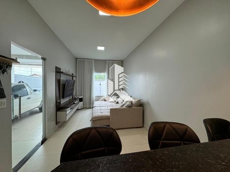 Foto 5 do(a) Casa de 3 quartos à venda em Parque Atheneu, Goiânia