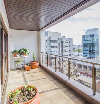 Foto 1 do(a) Cobertura de 4 quartos à venda em Rio Branco, Porto Alegre