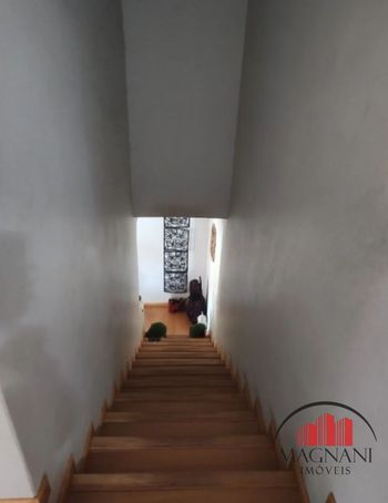 Foto 1 do(a) Casa de 5 quartos à venda em Jardim Brasil, Maringá