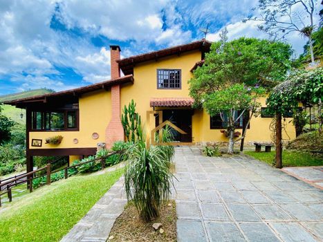 Foto 1 do(a) Casa em Condomínio de 3 quartos à venda em Vargem Grande, Teresópolis