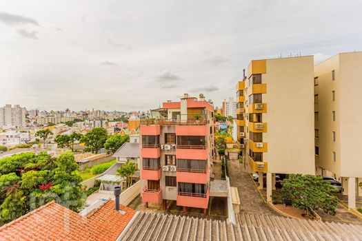 Foto 23 do(a) Apartamento de 2 quartos à venda em Jardim Botânico, Porto Alegre