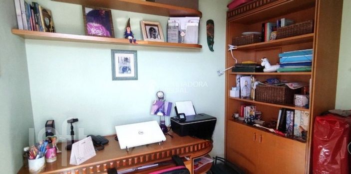 Foto 9 do(a) Apartamento de 2 quartos à venda em Cristal, Porto Alegre