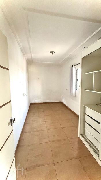 Foto 10 do(a) Casa de 4 quartos à venda em Parque Maria Helena, São Paulo