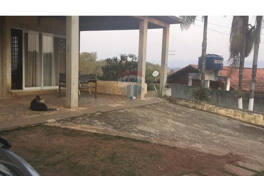 Foto 2 do(a) Fazenda / Sítio / Chácara de 3 quartos à venda em Chácaras Copaco, Arujá
