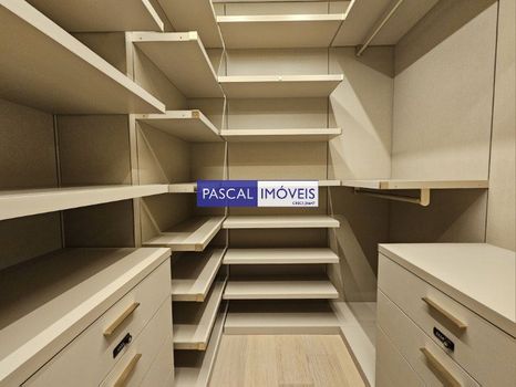 Foto 13 do(a) Cobertura de 4 quartos à venda em Vila Nova Conceição, São Paulo