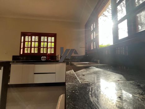 Foto 13 do(a) Fazenda / Sítio / Chácara de 6 quartos à venda em Vale das Laranjeiras, Indaiatuba