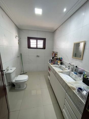 Foto 22 do(a) Casa de 3 quartos à venda em Vila União, Fortaleza