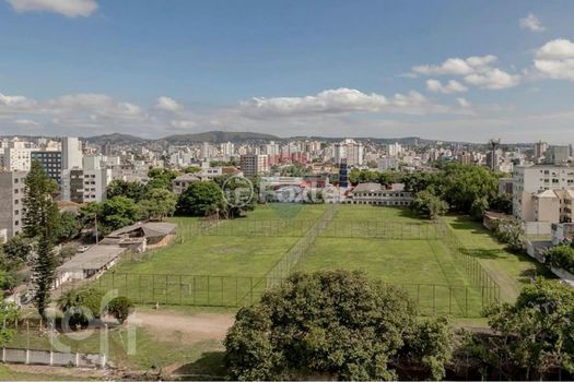 Foto 4 do(a) Cobertura de 3 quartos à venda em Santa Cecília, Porto Alegre