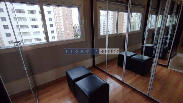 Foto 8 do(a) Apartamento de 5 quartos para alugar em Vila Nova Conceição, São Paulo