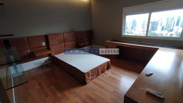 Foto 9 do(a) Apartamento de 5 quartos para alugar em Vila Nova Conceição, São Paulo